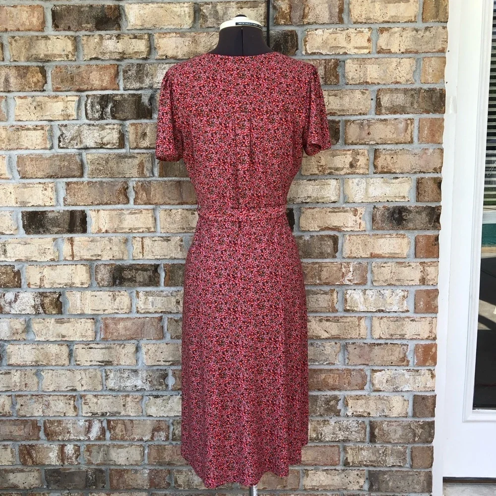 Monteau Los Angeles Stretchy Faux Buttoned Belted‎ Floral Maeve Midi Dress M